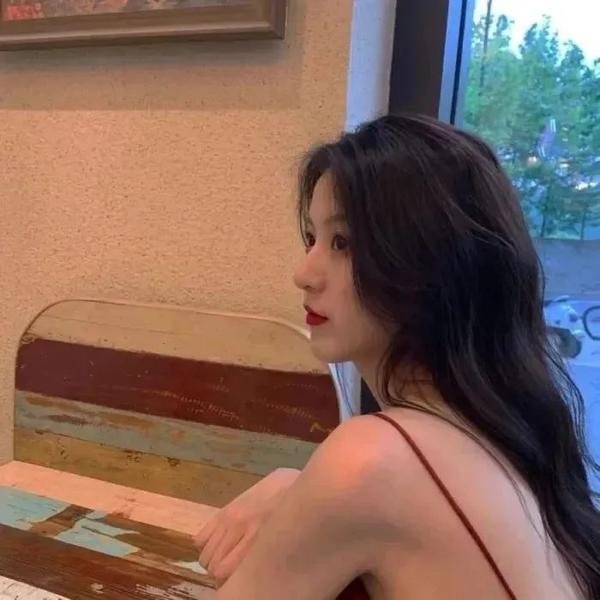 藏春洞